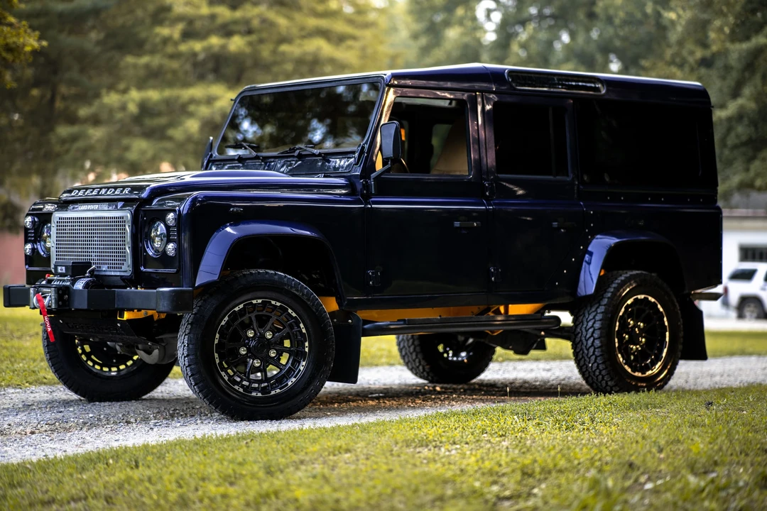 1989 Land Rover Defender 110 - Image 14 of 31