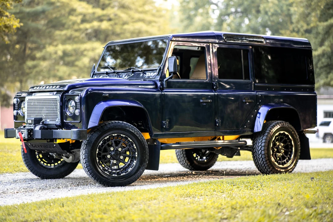1989 Land Rover Defender 110 - Image 15 of 31