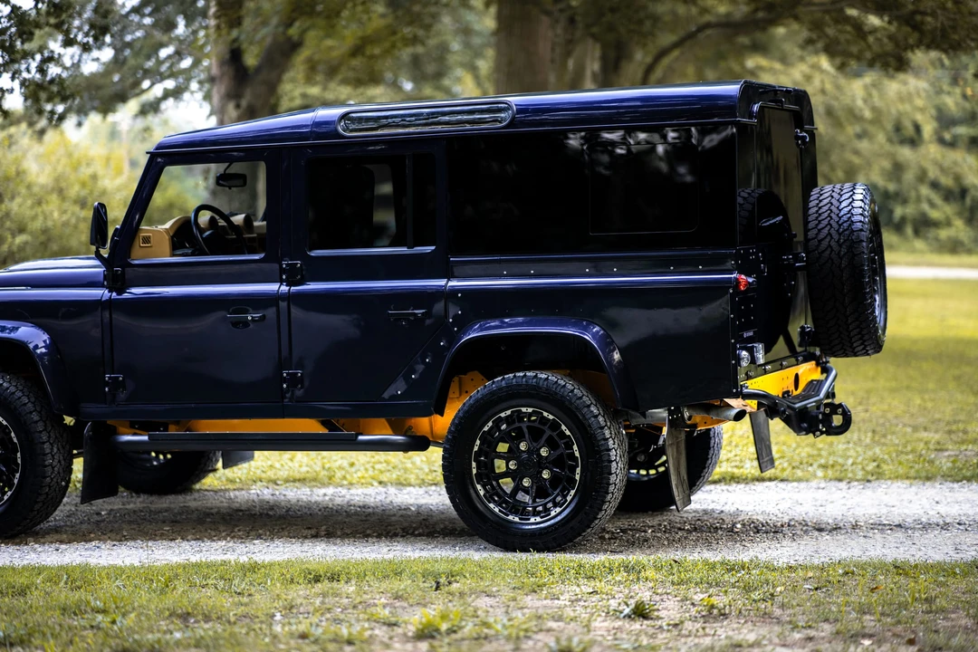 1989 Land Rover Defender 110 - Image 25 of 31