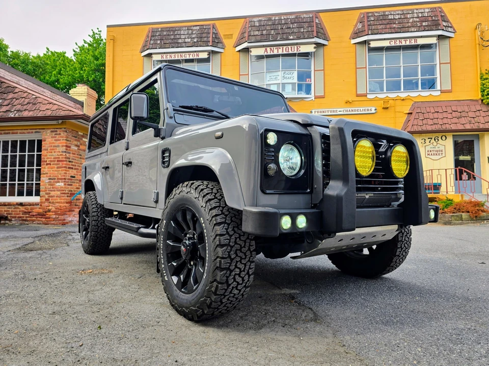 1990 Land Rover Defender 110 - Image 13 of 31