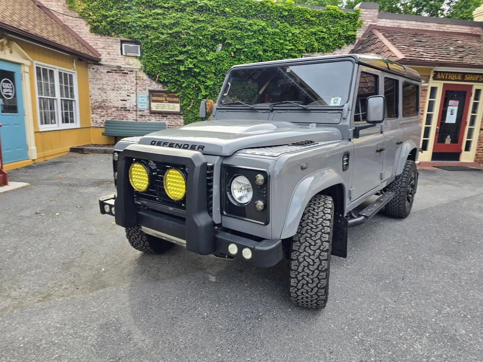 1990 Land Rover Defender 110 - Image 30 of 31