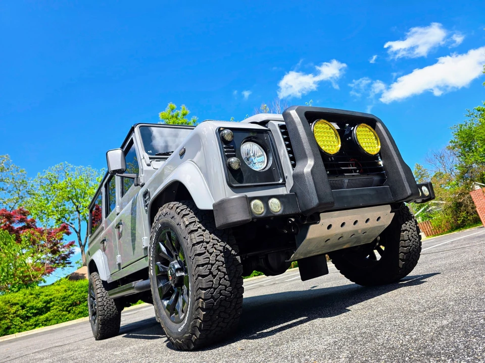 1990 Land Rover Defender 110 - Image 7 of 31