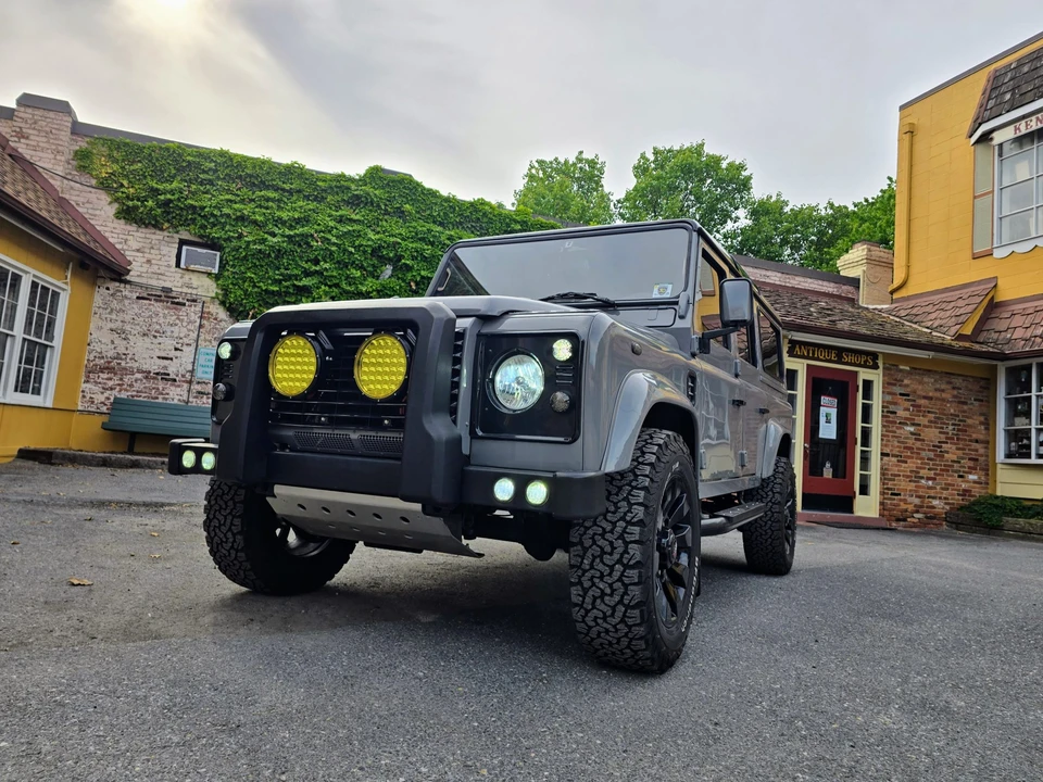 1990 Land Rover Defender 110 - Image 25 of 31