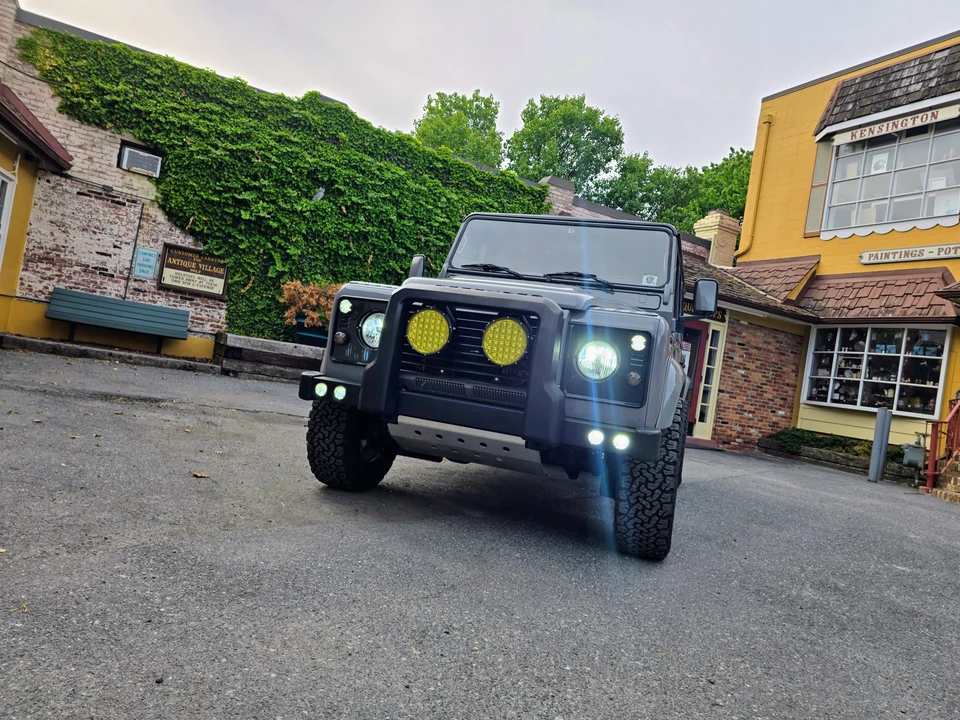 1990 Land Rover Defender 110 - Image 23 of 31