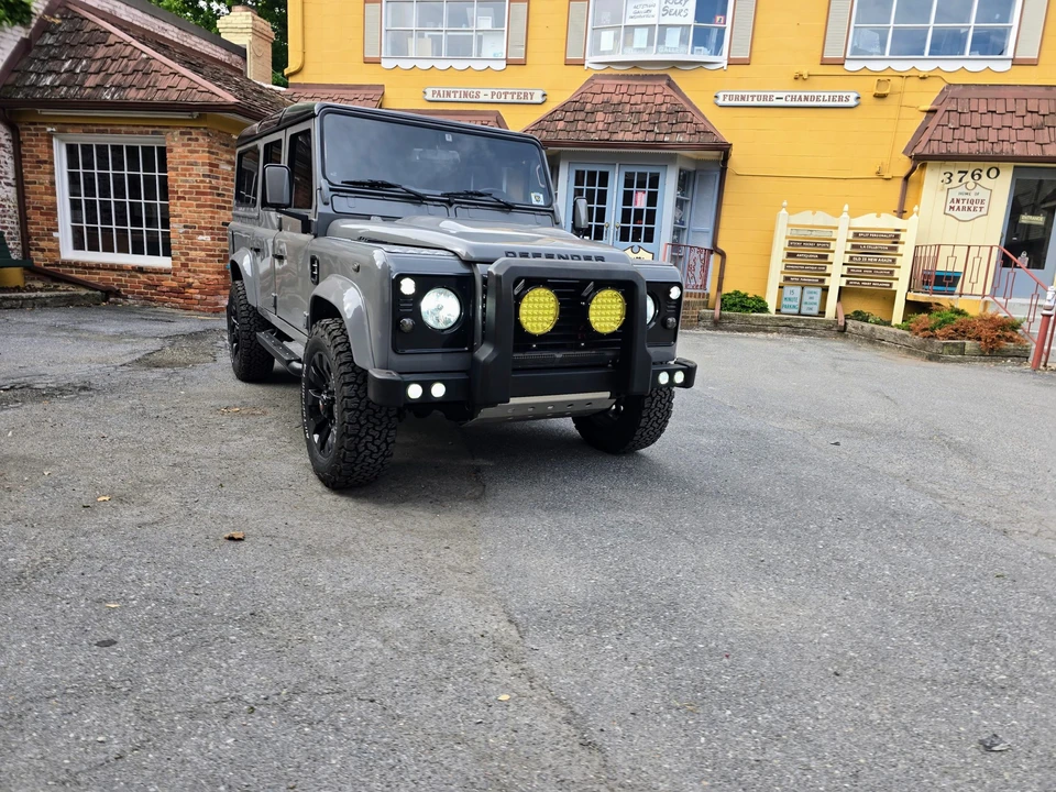 1990 Land Rover Defender 110 - Image 15 of 31
