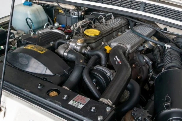1991 Land Rover Range Rover Classic - Image 6 of 9