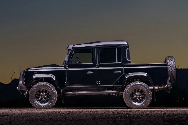 1993 Land Rover Defender 110 - Image 3 of 7