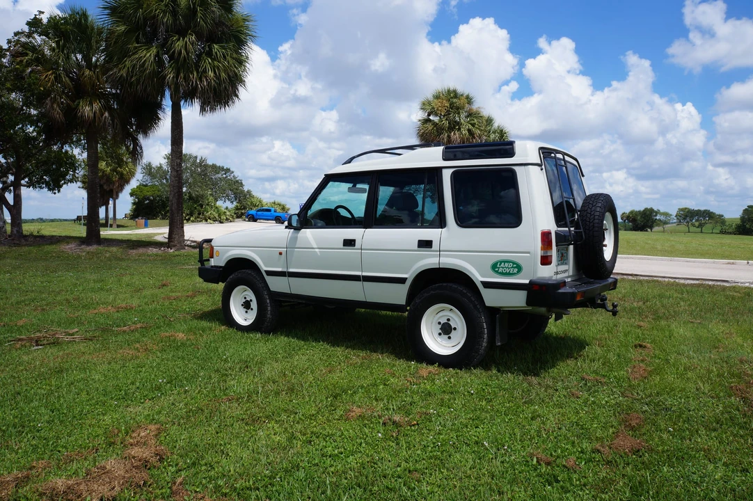 1998 Land Rover Discovery 1st Gen - Image 21 of 31