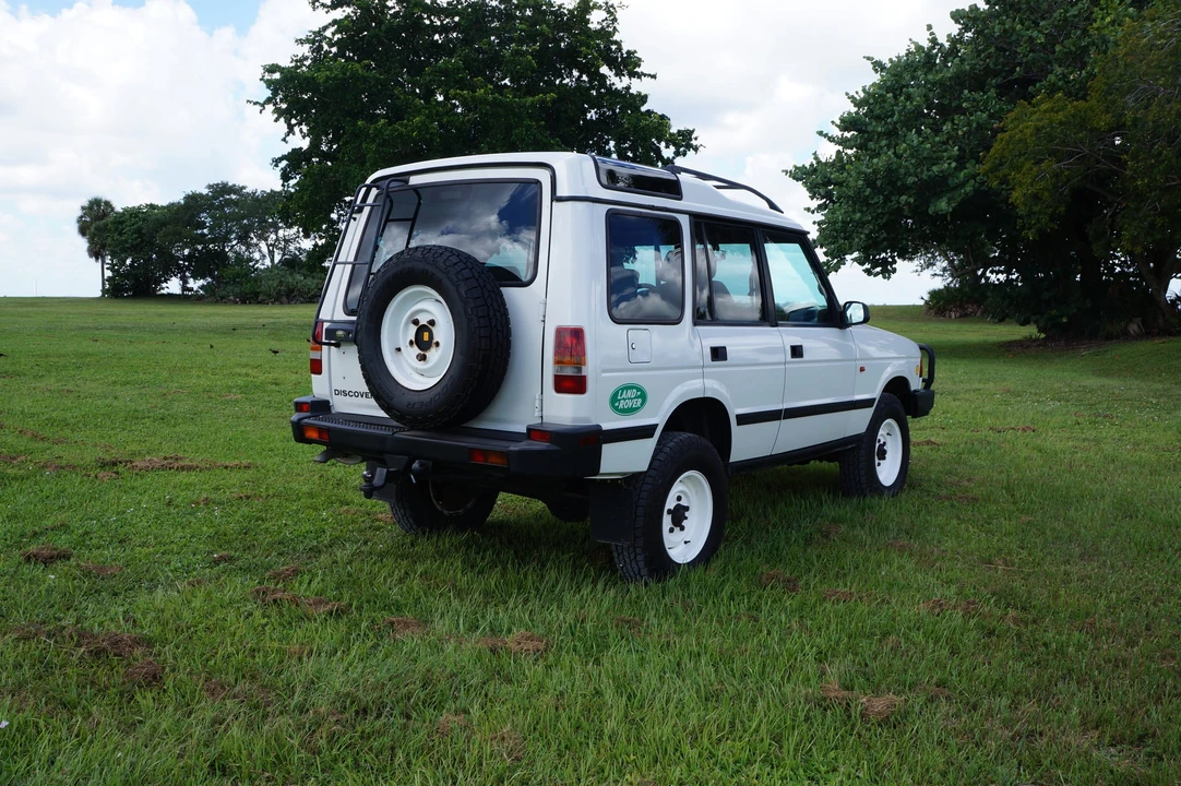 1998 Land Rover Discovery 1st Gen - Image 17 of 31
