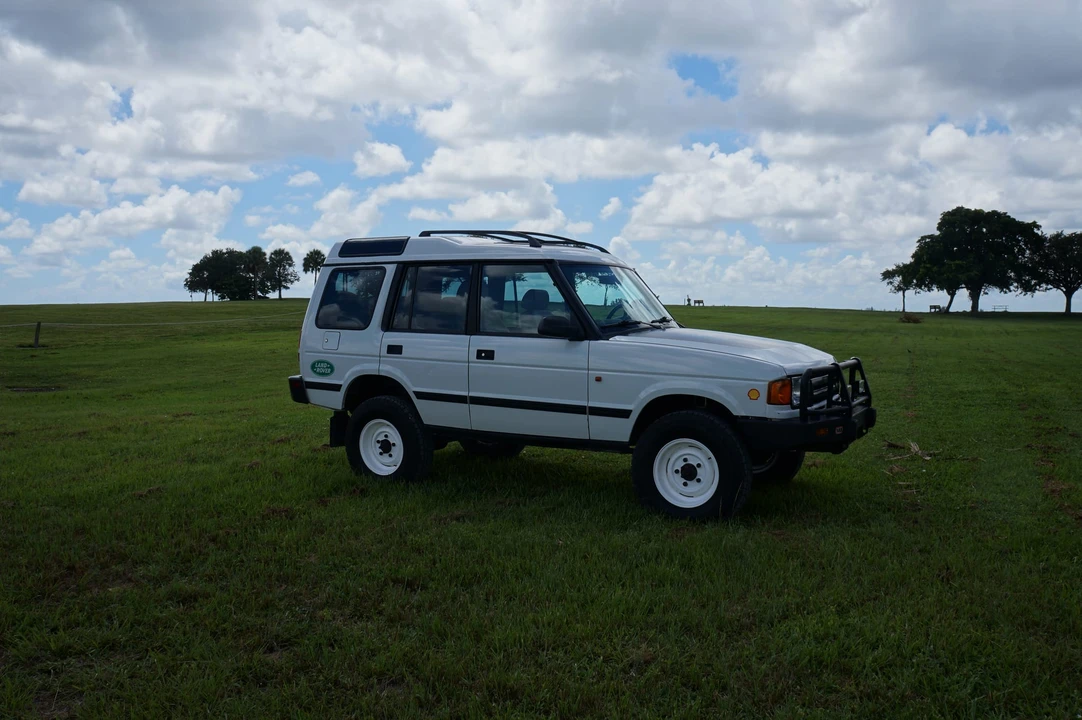 1998 Land Rover Discovery 1st Gen - Image 12 of 31