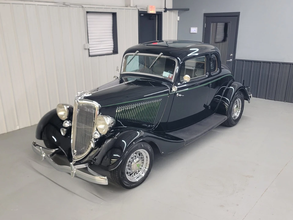 1934 Ford Model 18 & 40 - Image 6 of 31