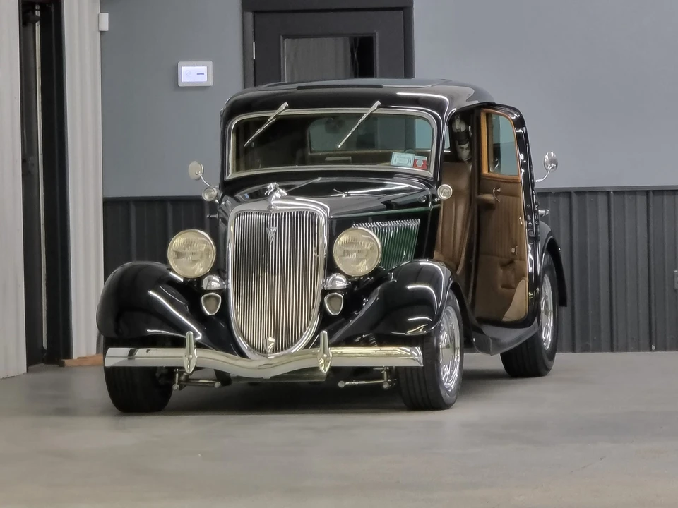 1934 Ford Model 18 & 40 - Image 13 of 31