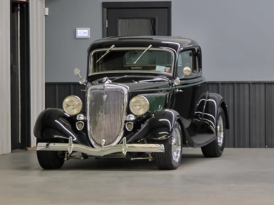 1934 Ford Model 18 & 40 - Image 11 of 31