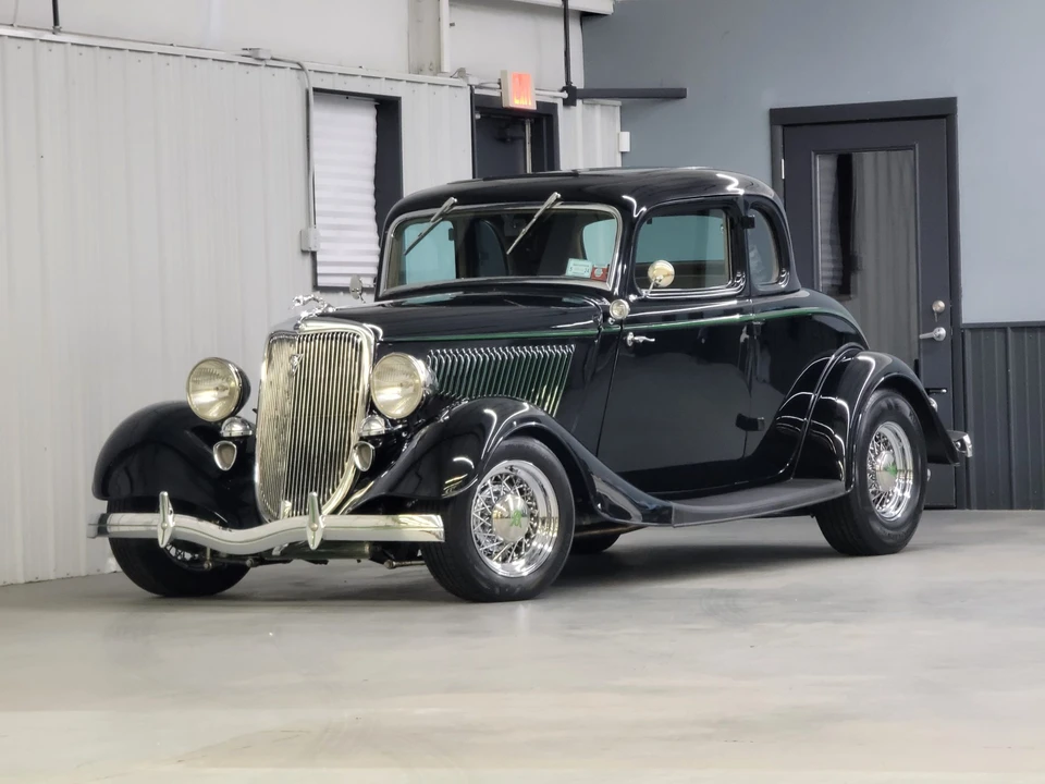 1934 Ford Model 18 & 40 - Image 3 of 31