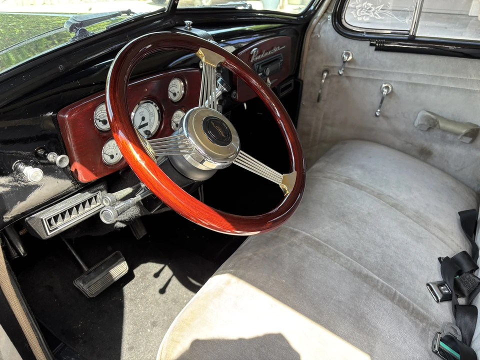 1936 Buick Roadmaster - Image 17 of 31