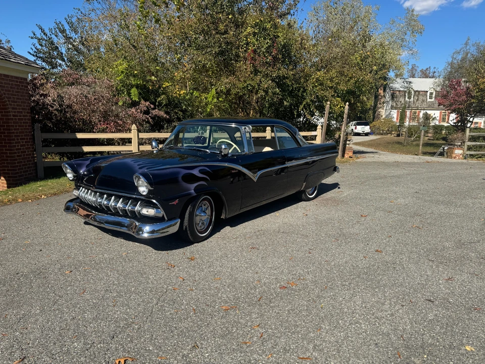 1955 Ford Fairlane 1st Gen - Image 2 of 31