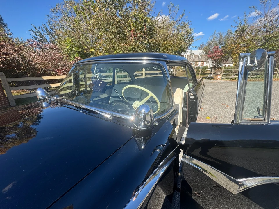 1955 Ford Fairlane 1st Gen - Image 23 of 31