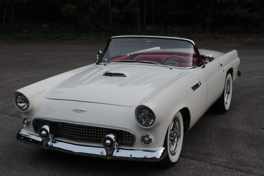 1955 Ford Thunderbird 1st Gen - Image 18 of 31