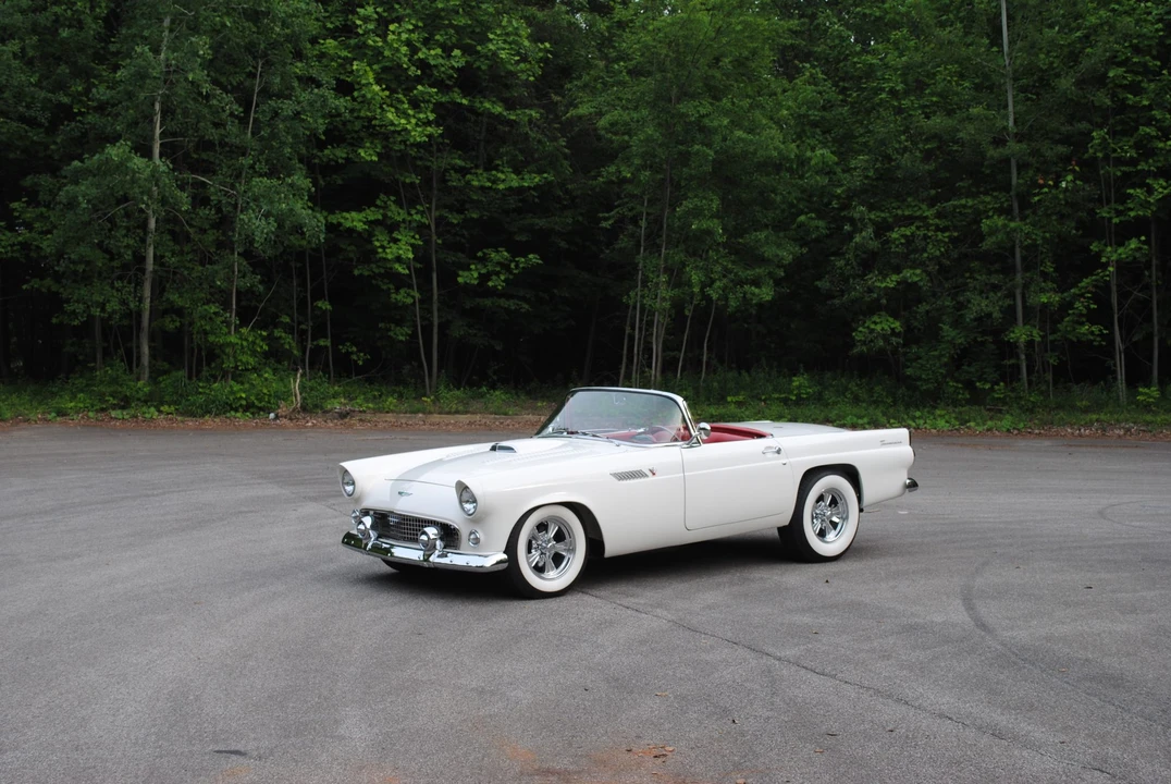 1955 Ford Thunderbird 1st Gen - Image 19 of 31