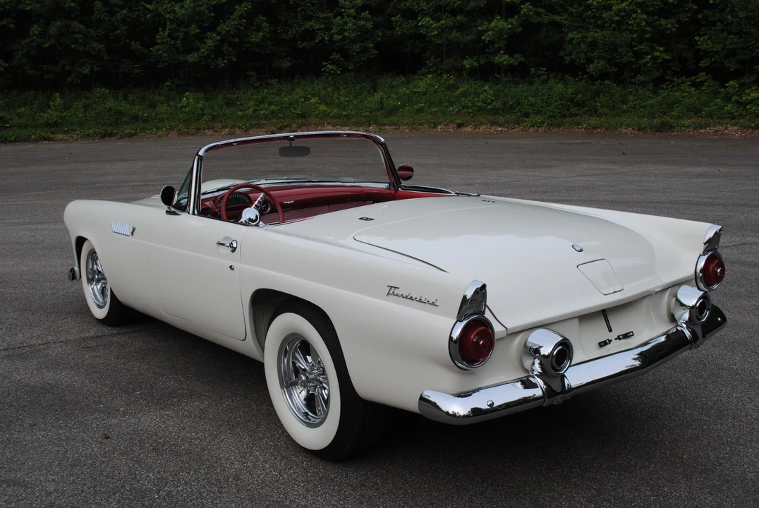 1955 Ford Thunderbird 1st Gen - Image 24 of 31