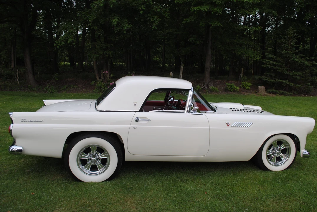 1955 Ford Thunderbird 1st Gen - Image 13 of 31
