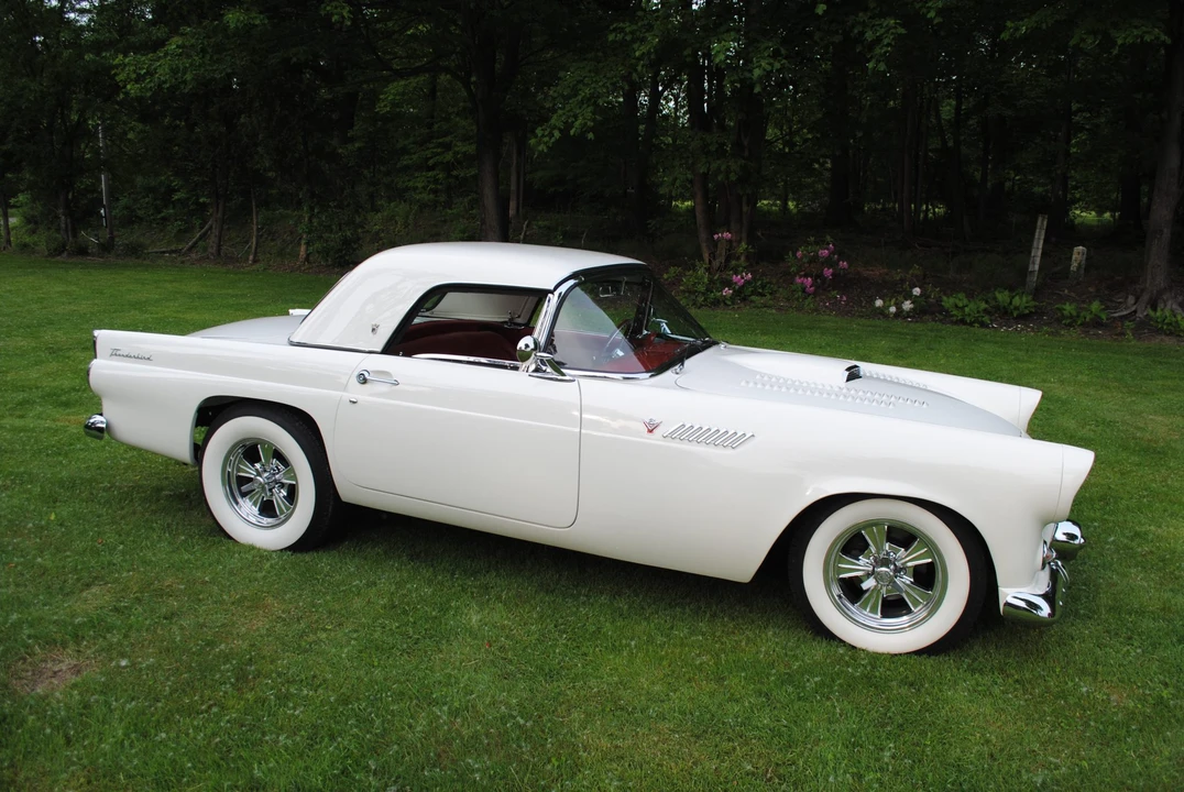 1955 Ford Thunderbird 1st Gen - Image 14 of 31