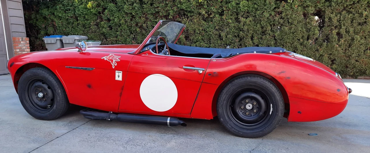 1957 Austin-Healey 100-6 - Image 9 of 31