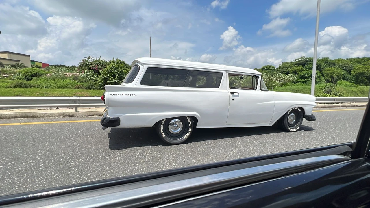 1957 Ford Fairlane 3rd Gen - Image 11 of 31