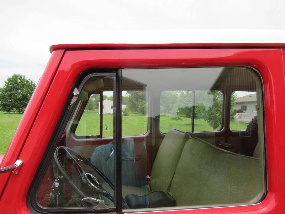 1962 Willys Jeep Wagon - Image 15 of 31