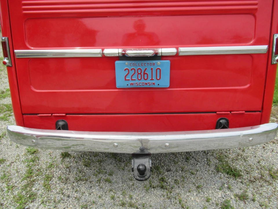 1962 Willys Jeep Wagon - Image 23 of 31