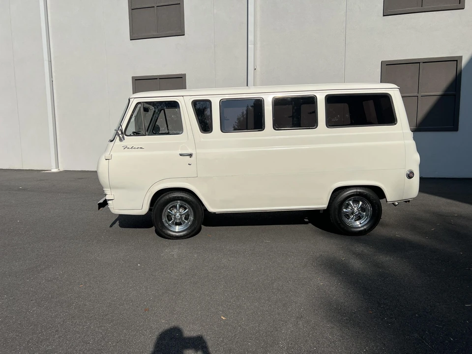 1964 Ford Econoline Van - Image 19 of 31