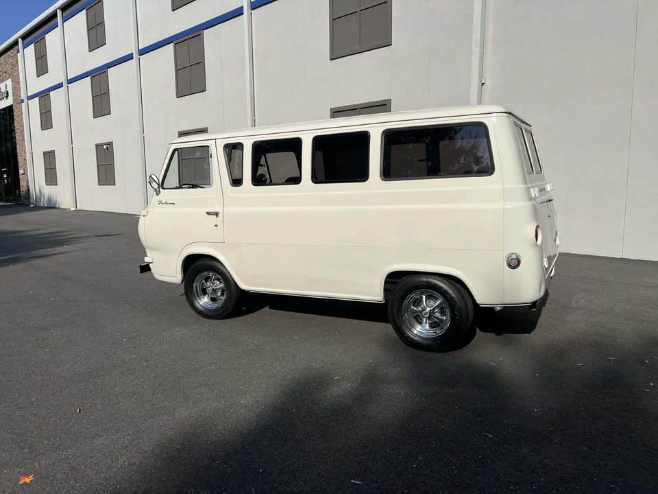1964 Ford Econoline Van - Image 20 of 31