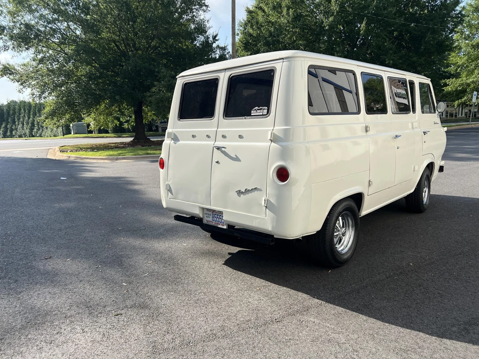 1964 Ford Econoline Van - Image 26 of 31