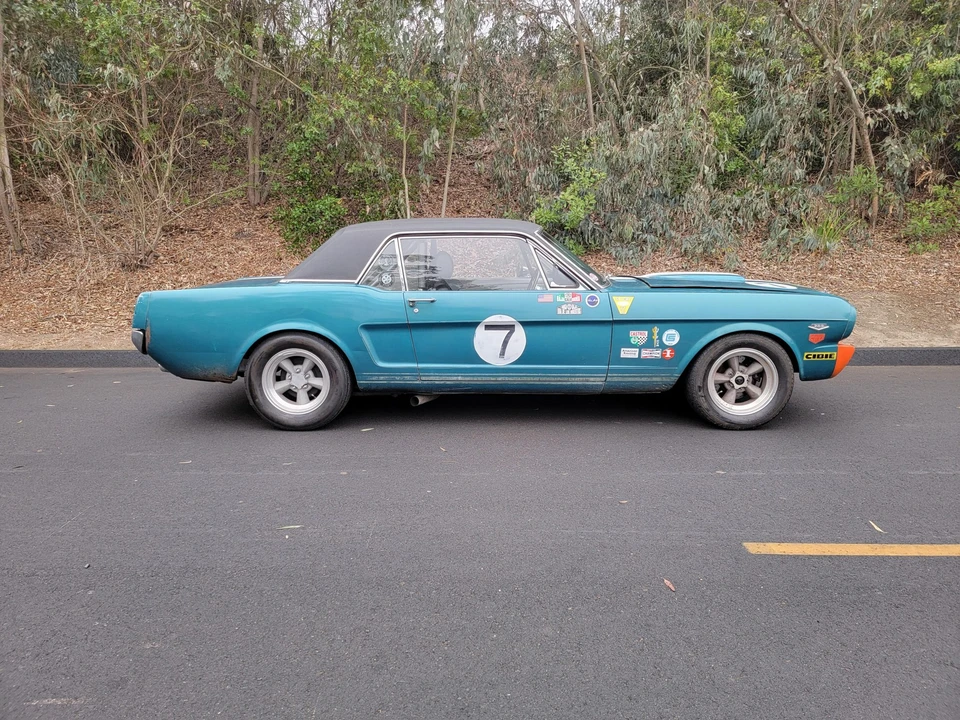 1965 Ford Mustang 1st Gen (1964.5-1966) - Image 9 of 31