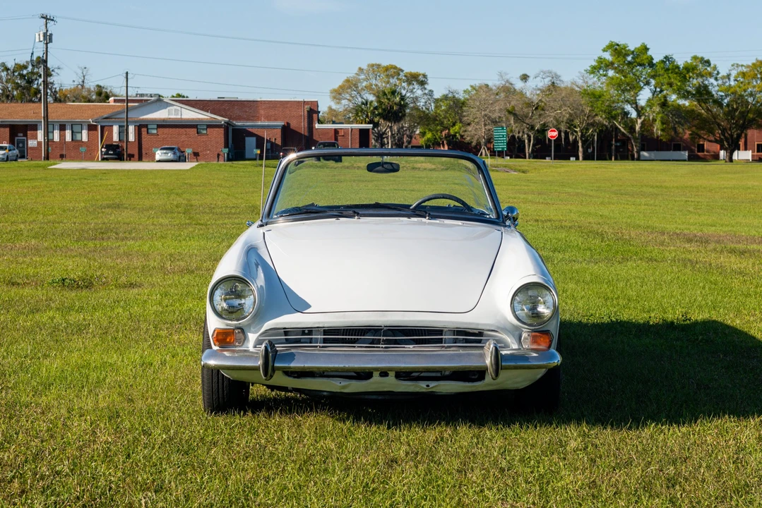 1966 Sunbeam Alpine Series V - Image 4 of 31