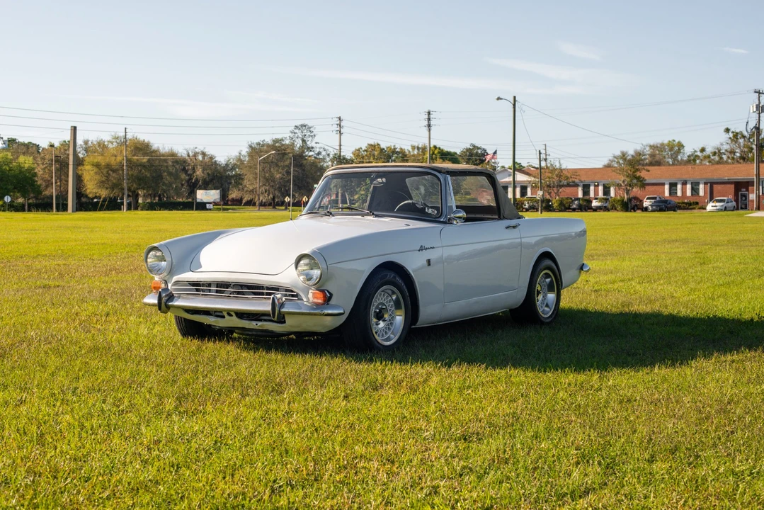 1966 Sunbeam Alpine Series V - Image 14 of 31