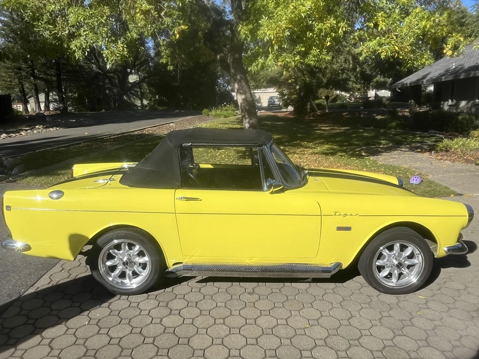1966 Sunbeam Alpine Series V - Image 2 of 31