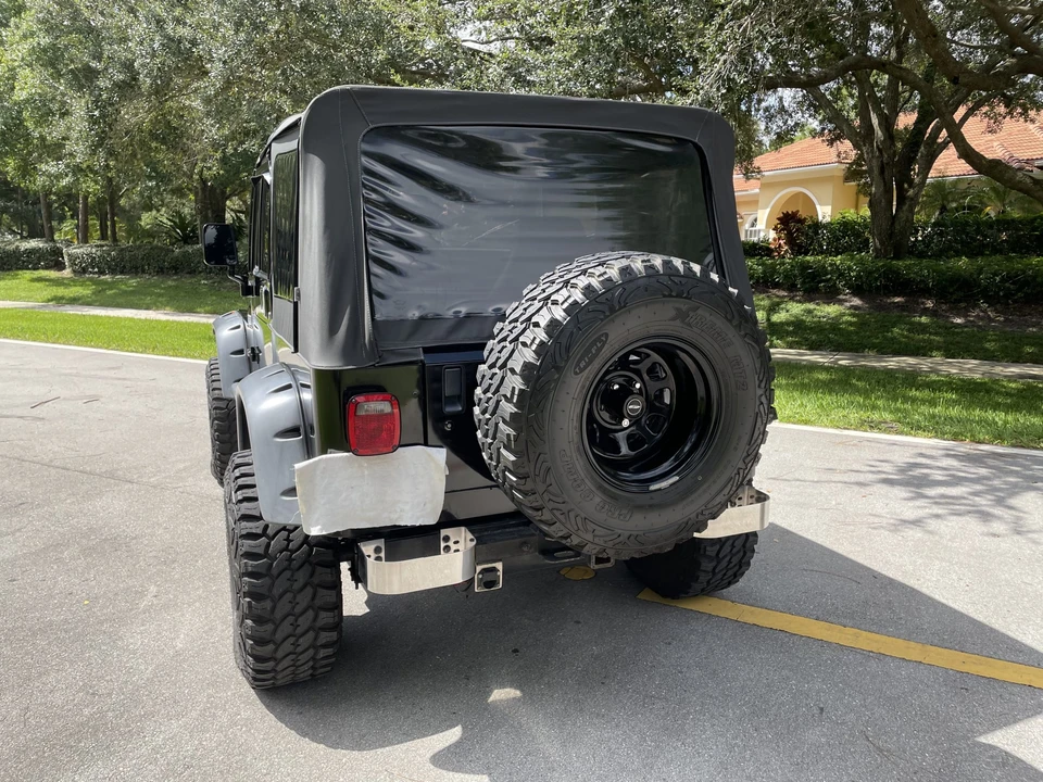 1995 Jeep YJ Wrangler - Image 20 of 31