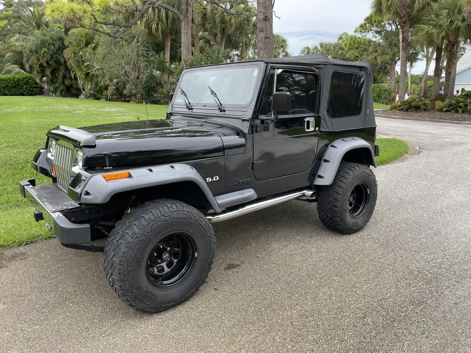 1995 Jeep YJ Wrangler - Image 2 of 31