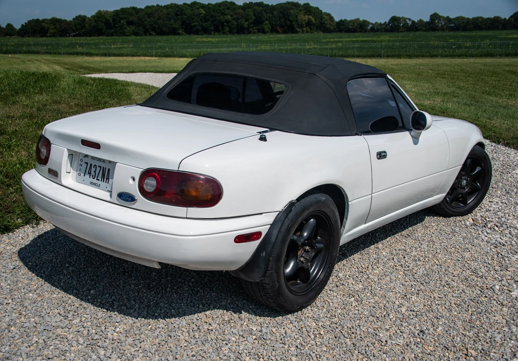 1996 Mazda NA MX-5 Miata - Image 23 of 31