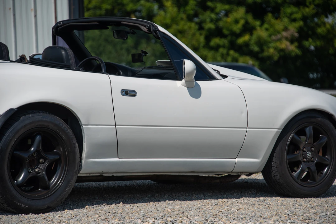 1996 Mazda NA MX-5 Miata - Image 26 of 31