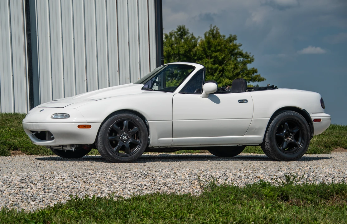 1996 Mazda NA MX-5 Miata - Image 8 of 31
