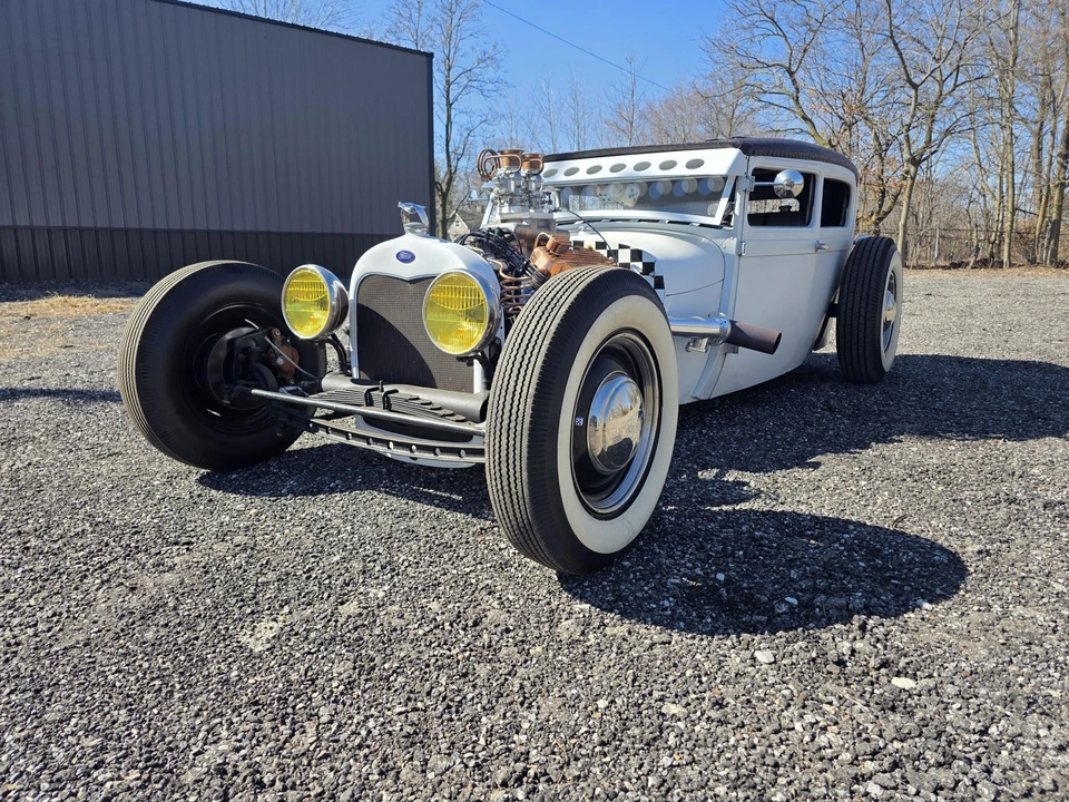 Ford Model A - Image 2 of 31