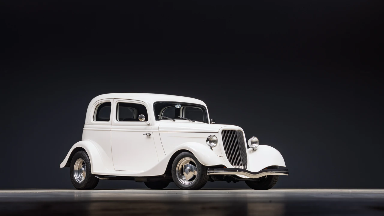 Ford Hot Rod - Image 11 of 31