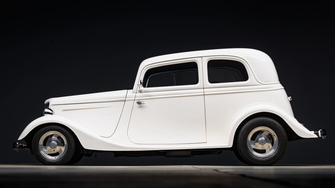 Ford Hot Rod - Image 25 of 31