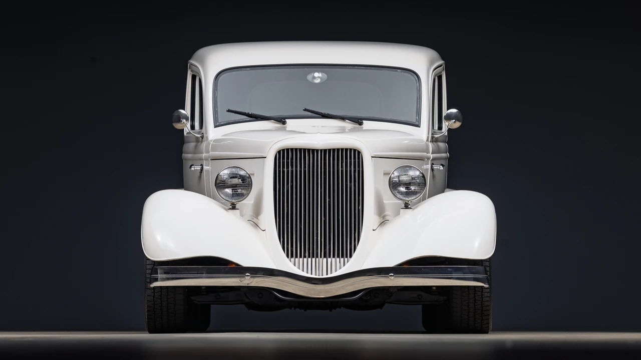 Ford Hot Rod - Image 6 of 31