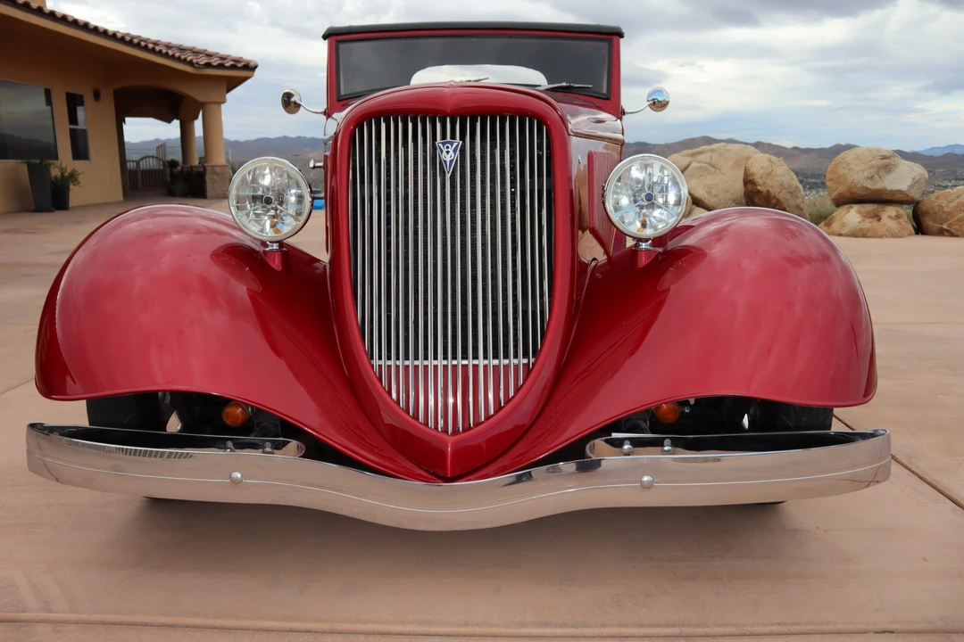 Ford Hot Rod - Image 10 of 31
