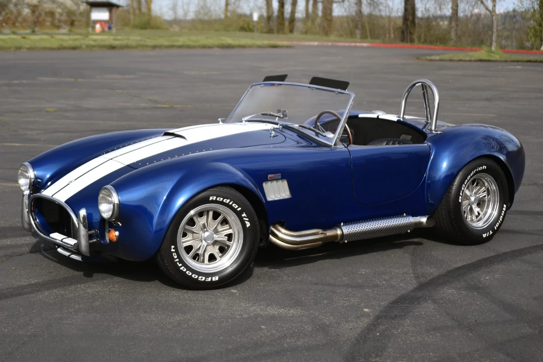 Shelby Cobra Replica - Image 13 of 31
