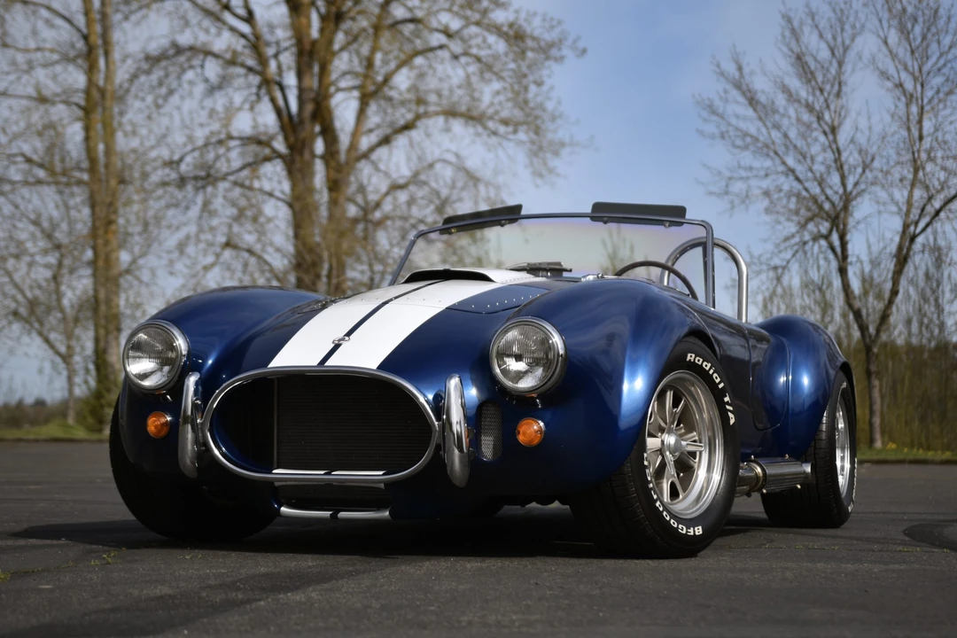 Shelby Cobra Replica - Image 4 of 31
