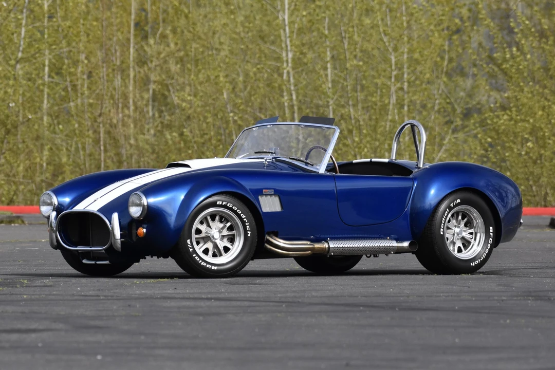 Shelby Cobra Replica - Image 17 of 31